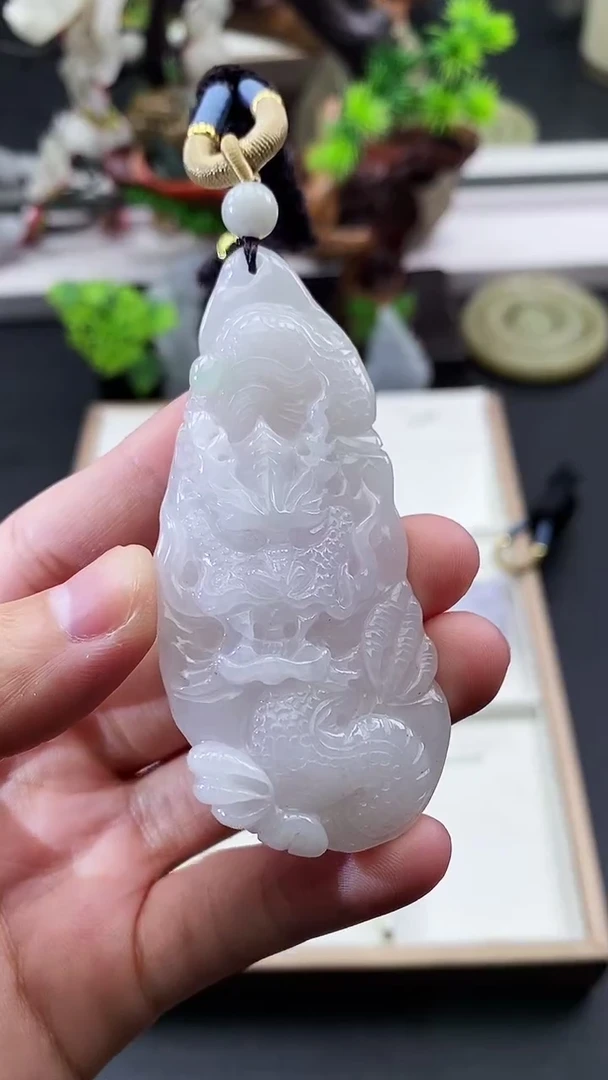 颈饰未镶嵌翡翠天然缅甸A货翡翠