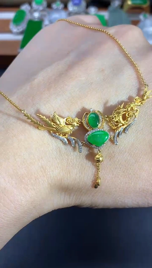 颈饰18K金镶嵌翡翠775-中国好珍宝