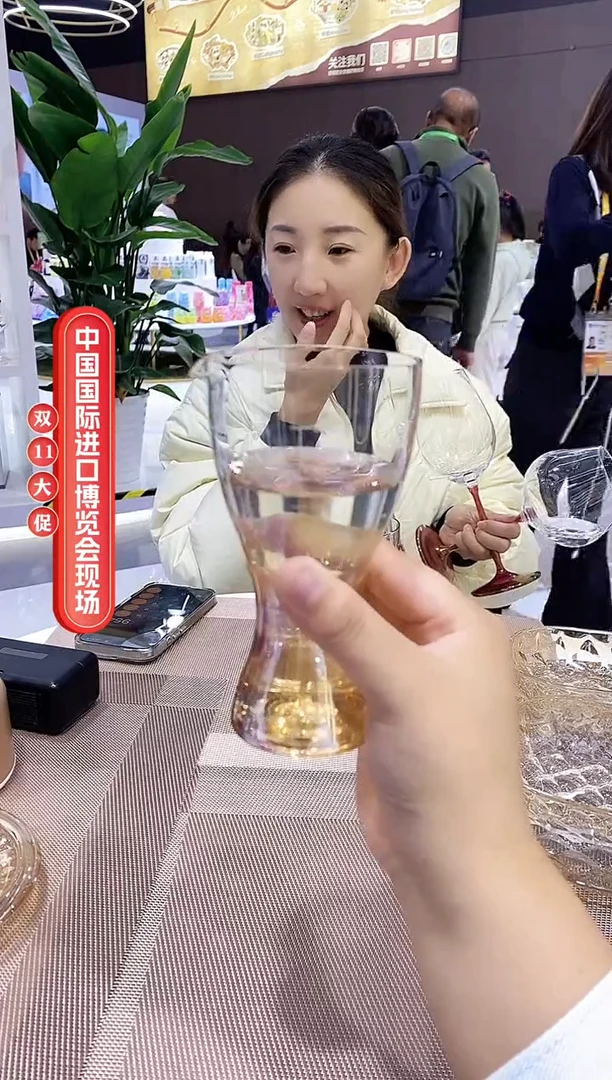 水晶高脚款琥珀分酒器6个
