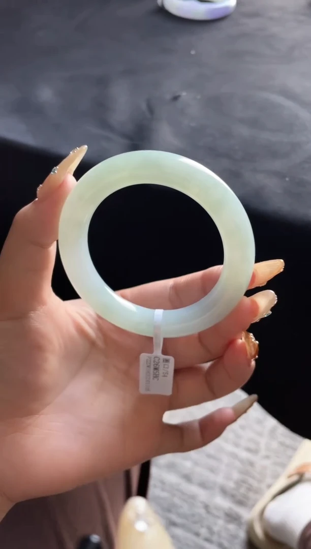 未镶嵌手镯翡翠三天鉴赏期