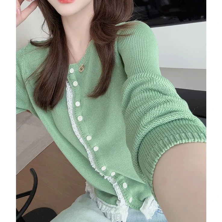 时尚蕾丝拼接毛衣慵懒风2025年新款长袖针织衫修身保暖圆领H6-44