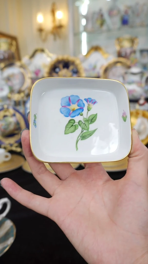 骨瓷婷婷中古器物如图所示229