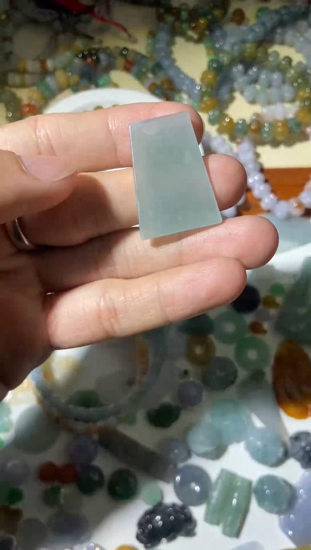 【闪购商品】翡翠颈饰未镶嵌【闪购商品】 天然翡翠