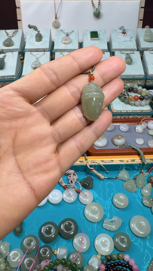 【闪购商品】和田玉颈饰未镶嵌观音头