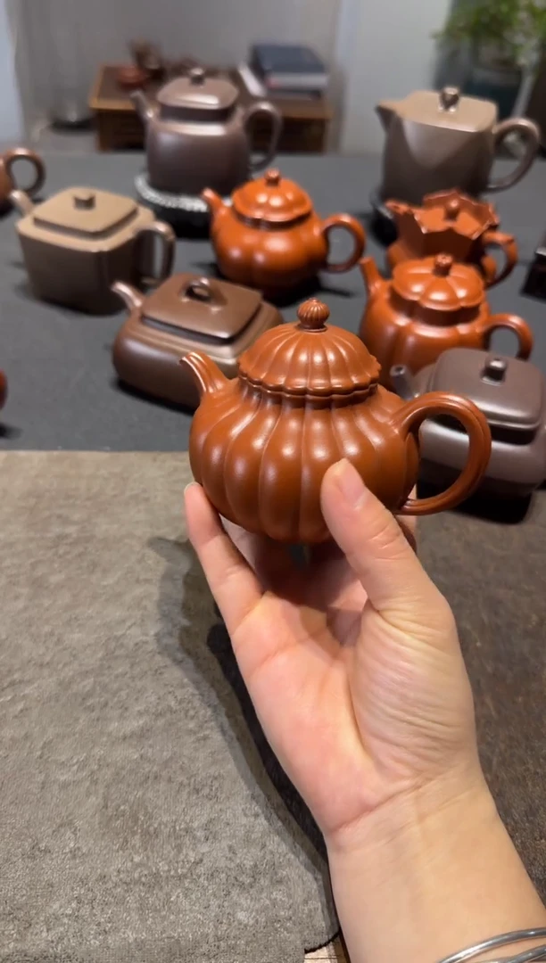 【闪购商品】紫砂茶壶筋纹菊瓣