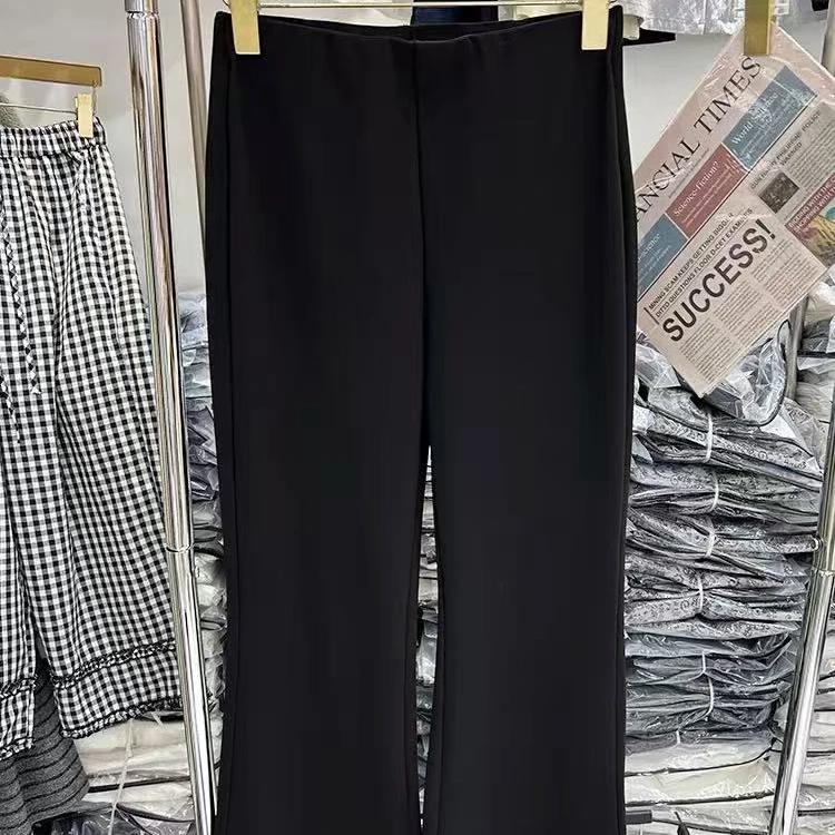 （香香福利2913）具显瘦～～四面弹面膜小黑裤九分微喇裤