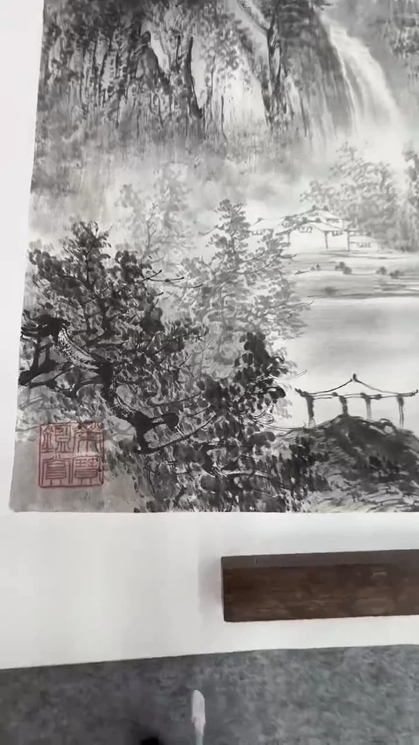 国画            家居青山下