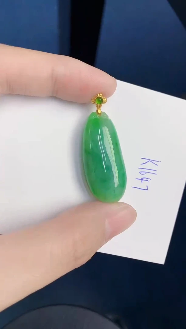 颈饰未镶嵌翡翠天然翡翠缅甸A货