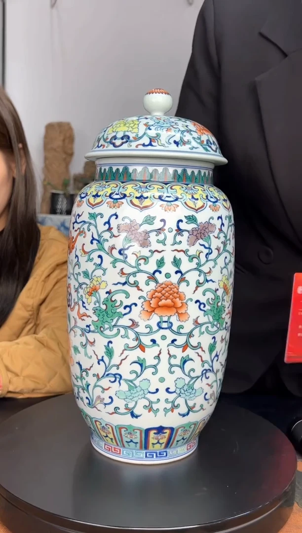 陶官窑斗彩女将军涂杏花专场56