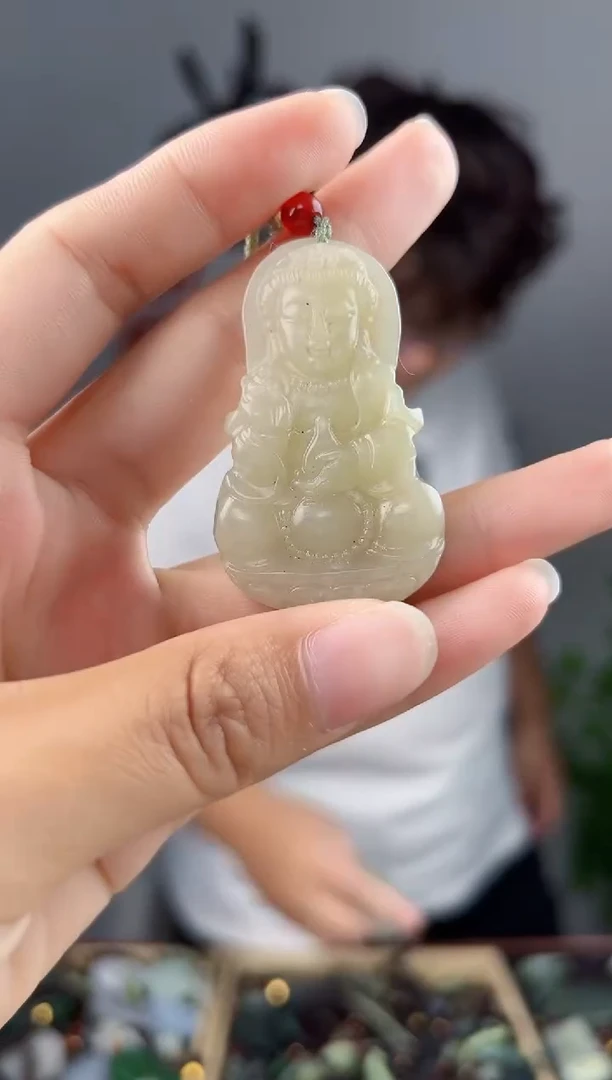颈饰未镶嵌和田玉拍一发一，多样性发货