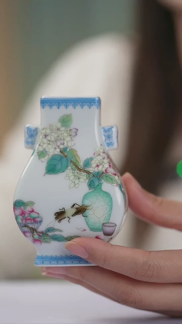 周**比瓷器摆件完美漂亮