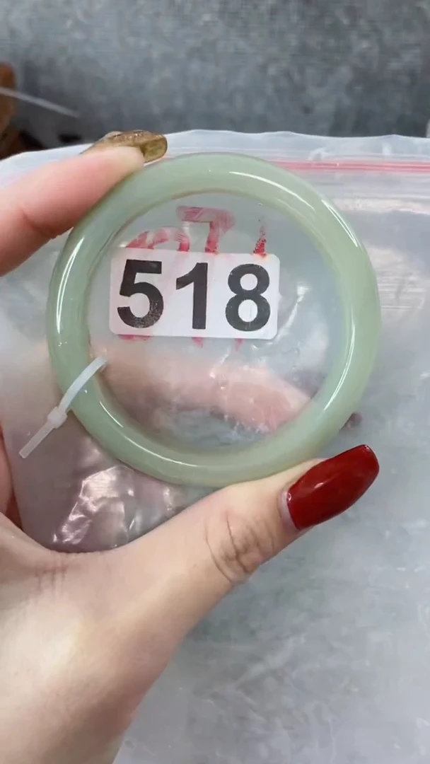 【闪购商品】石英质玉手镯未镶嵌5556+518