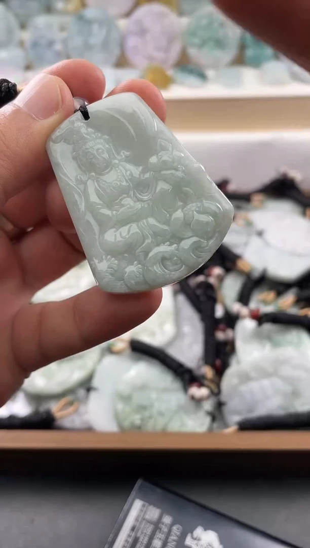 颈饰未镶嵌翡翠25/10/31/.214