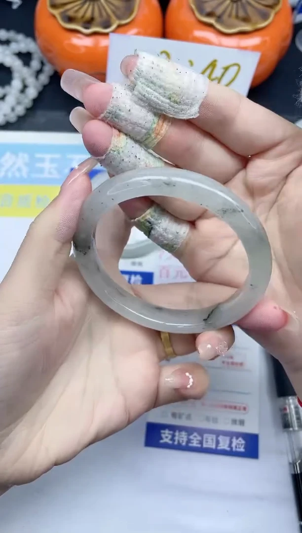 【闪购商品】石英质玉手镯未镶嵌213-59.3