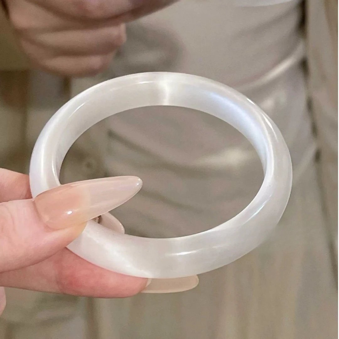 手镯57圈口 白月光宽条手镯 冰透简约显白百搭