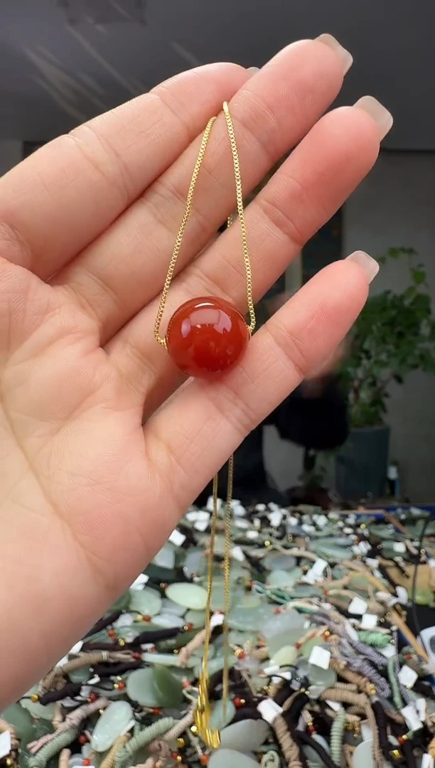 颈饰未镶嵌南红玛瑙拍一发一多样性发货