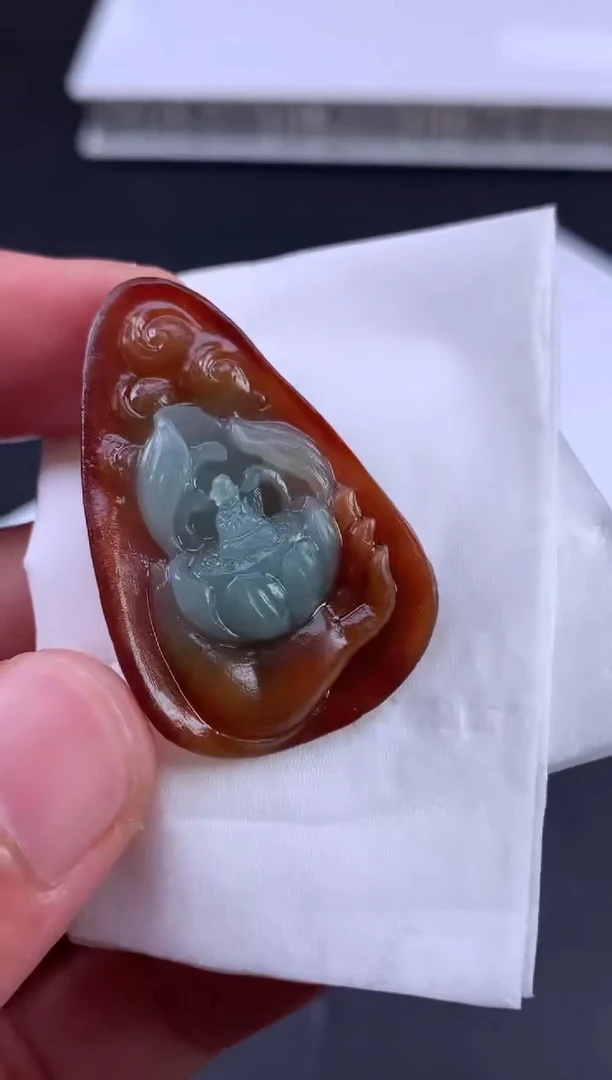 未镶嵌定制翡翠且**?翡翠
