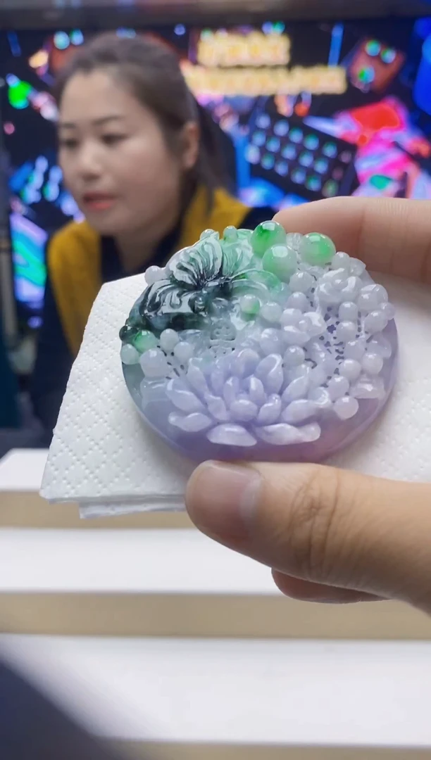 未镶嵌定制翡翠-毛货挂件38