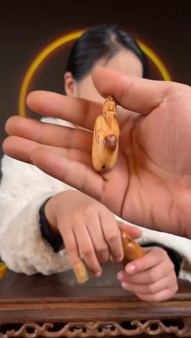 【闪购商品】柏木（崖柏）手工摆件,先抢先得!