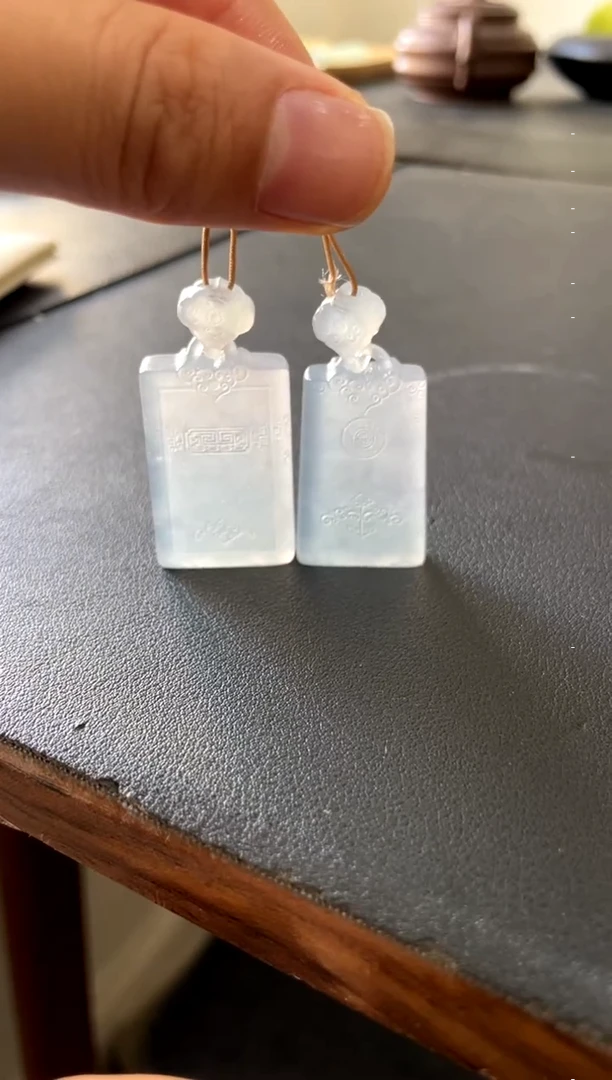 未镶嵌定制翡翠毛货无事牌