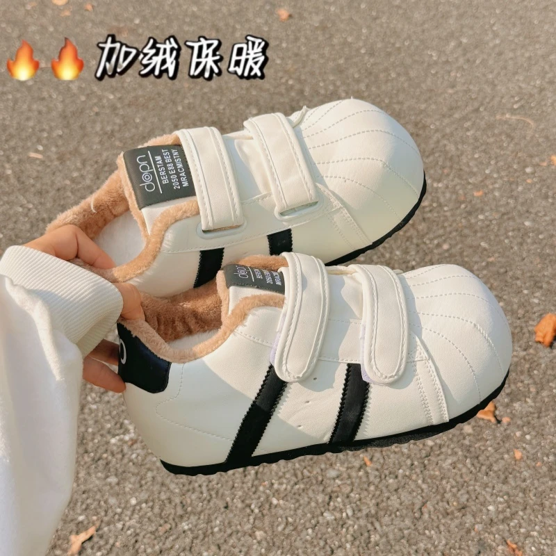 贝壳头加绒学生德训面包鞋女2025新款网红百搭内增高休闲运动板鞋