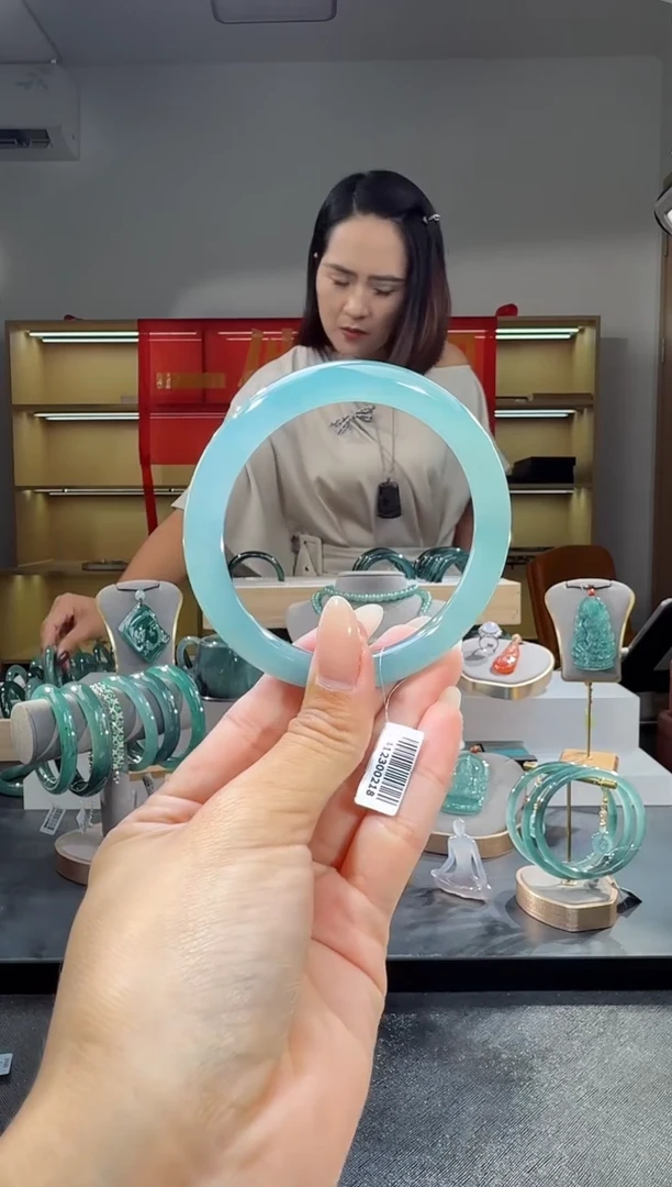 未镶嵌手镯翡翠61圈