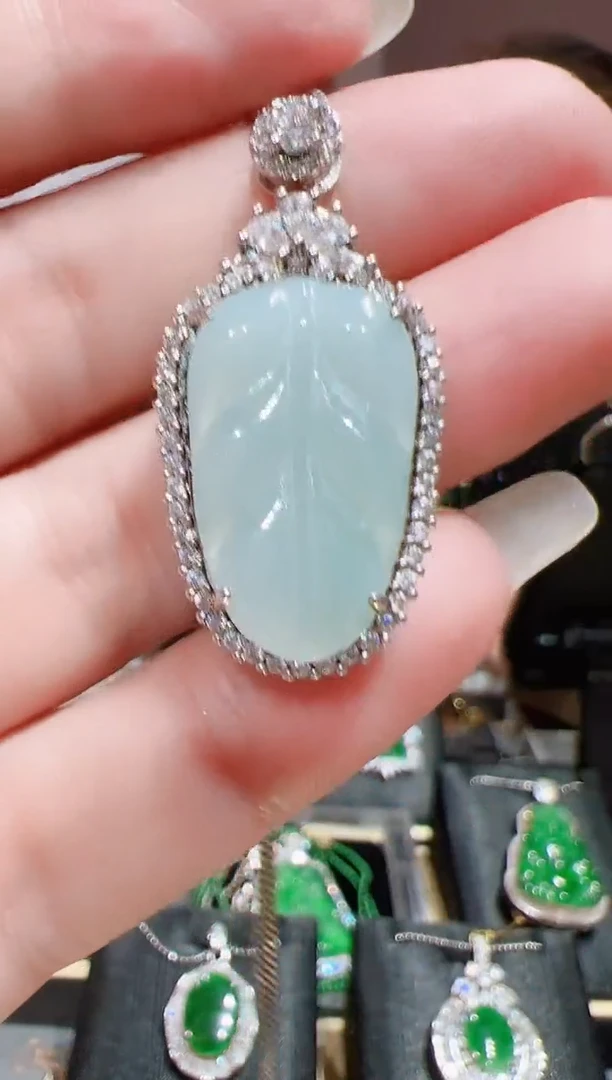 翡翠合金颈饰202560321