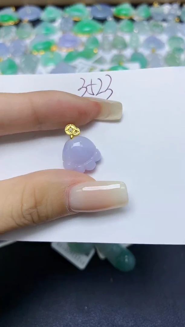 翡翠未镶嵌颈饰 天然缅甸翡翠A货
