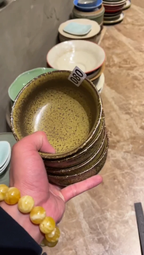 【闪购商品】瓷片80   粗陶米饭碗4个