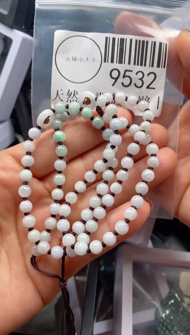 吊坠(不含链)未镶嵌翡翠9532