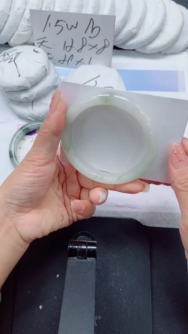 未镶嵌手镯石英质玉228-60
