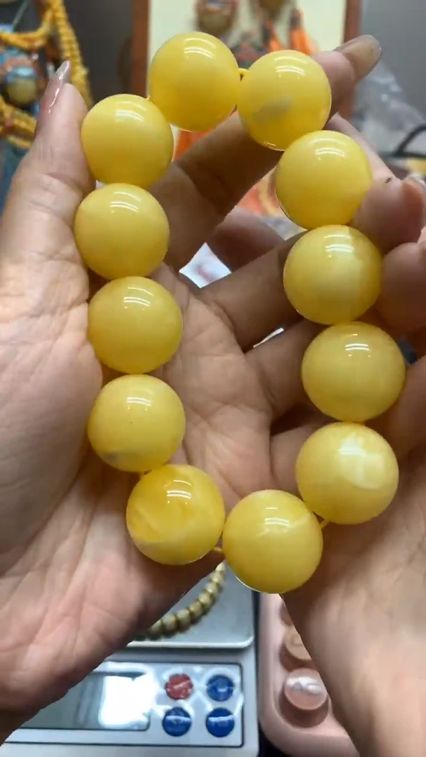 未镶嵌琥珀珠宝奇石2852