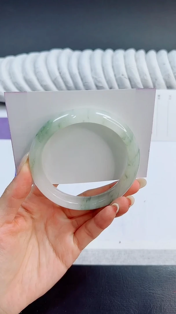 未镶嵌手镯石英质玉33/61.8