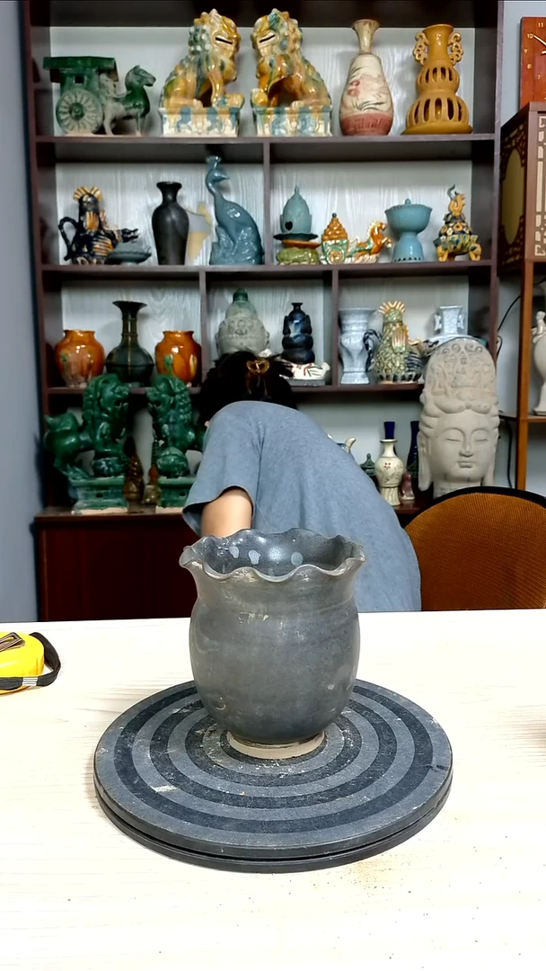 经典精美复古风格瓷器