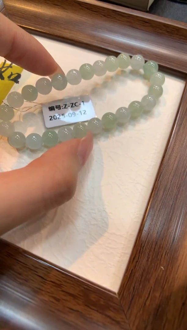 未镶嵌手串翡翠手串