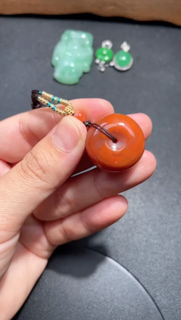 未镶嵌吊坠南红玛瑙37