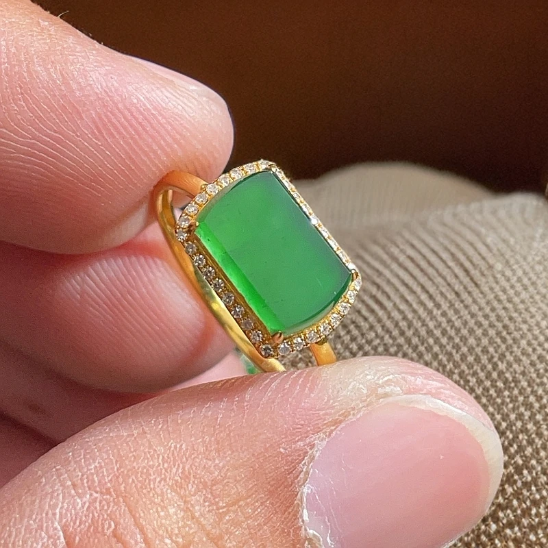 18K金天然翡翠A货真