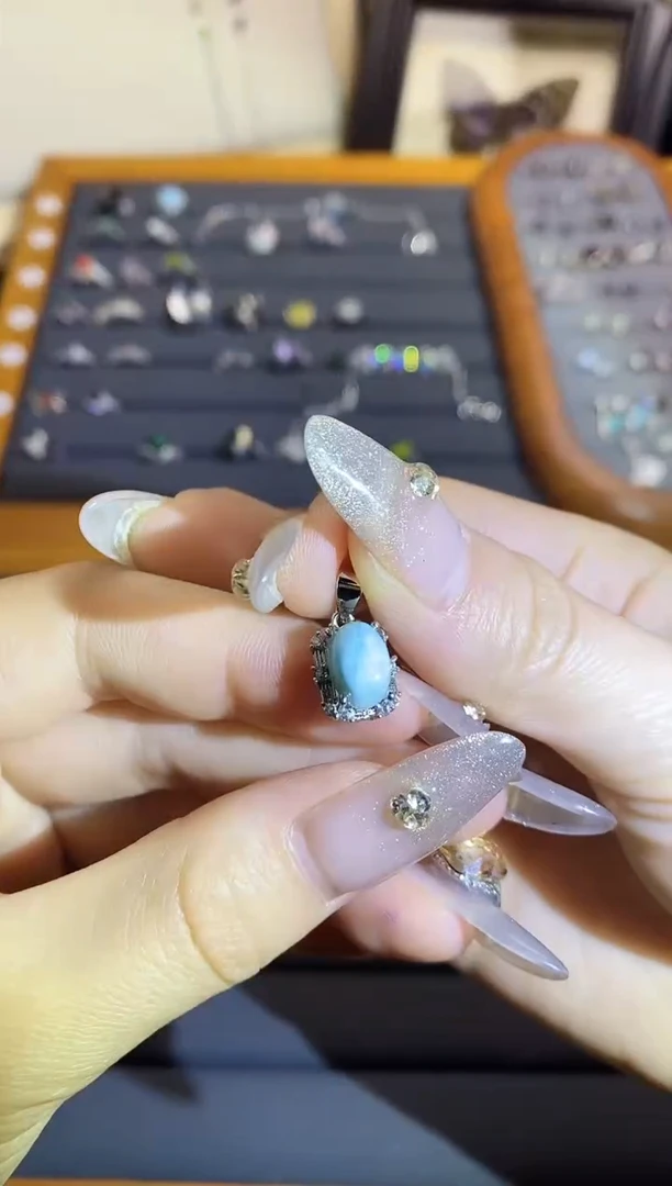 【闪购商品】水晶手链银S925镶嵌A30