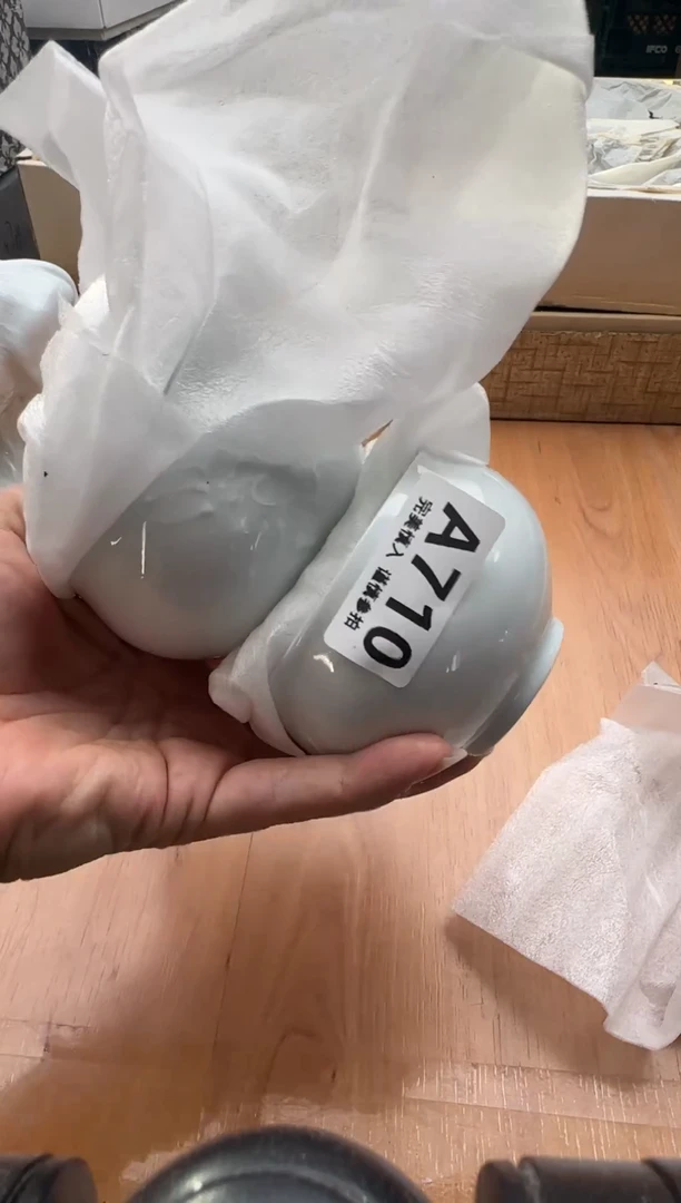 瓷片迷**哇710