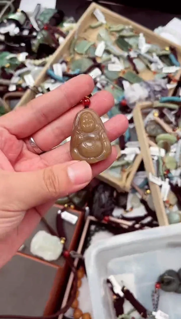 和田玉未镶嵌颈饰拍一发一