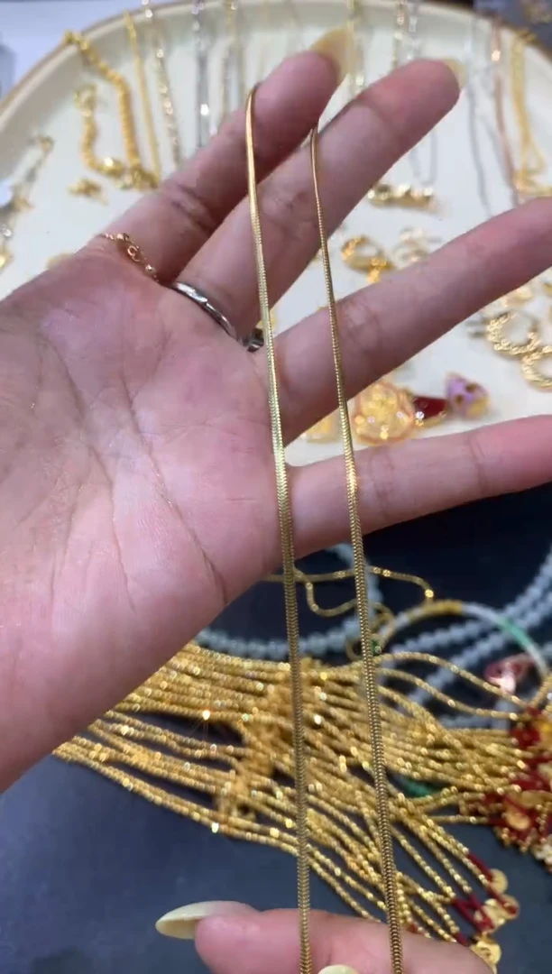 18K金颈饰多样性发其一3580
