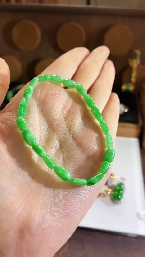 未镶嵌手链翡翠手串