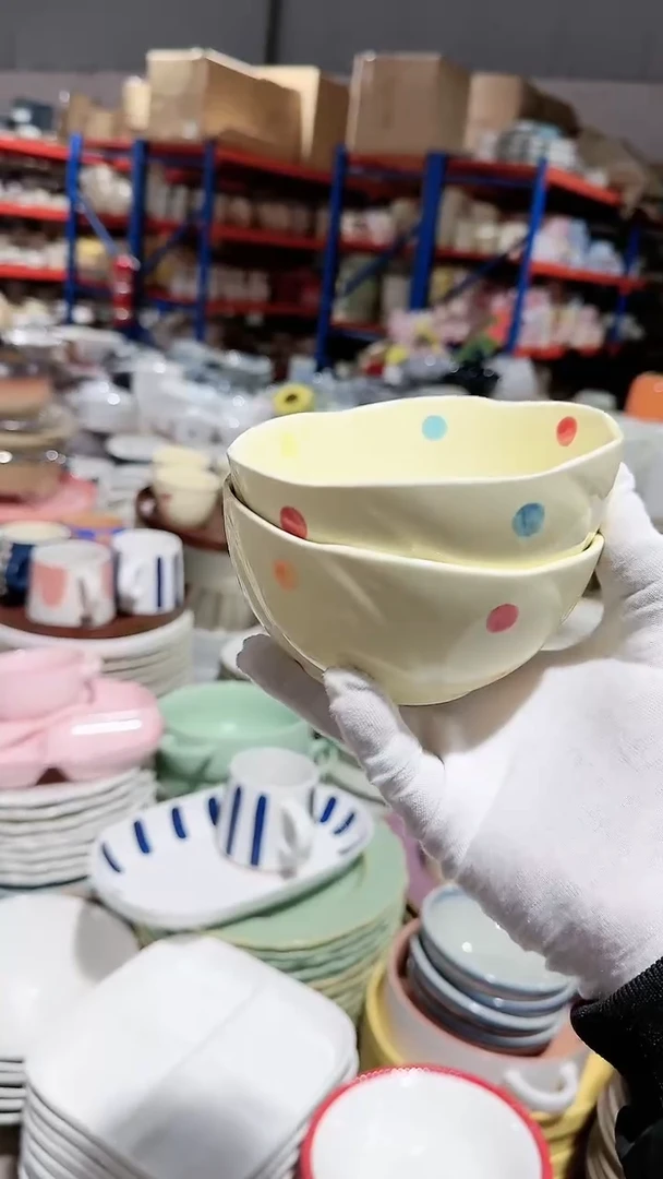 【闪购商品】瓷片2个米饭碗 波点微瑕凑满20元包邮