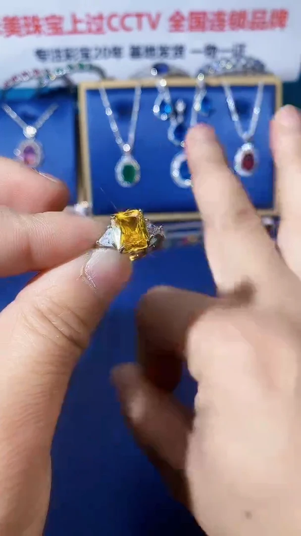 【闪购商品】黄晶颈饰未镶嵌黄水晶