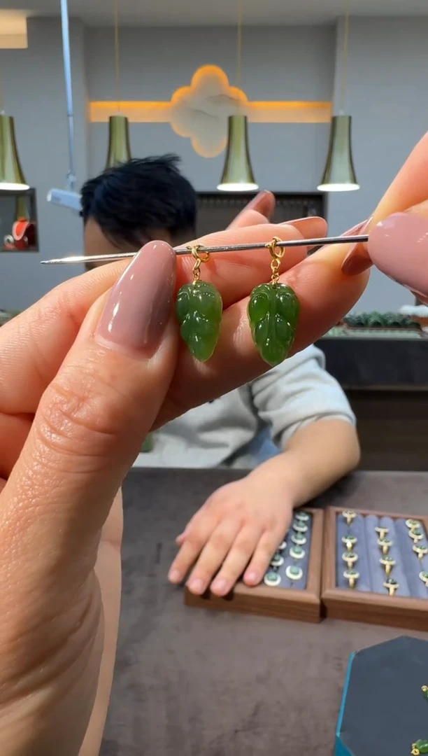 颈饰18K金镶嵌和田玉15冯总1.4多样性拍一发一