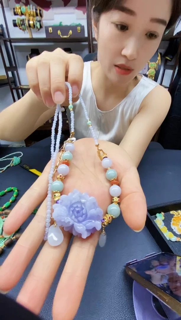 颈饰未镶嵌翡翠翡翠手牌