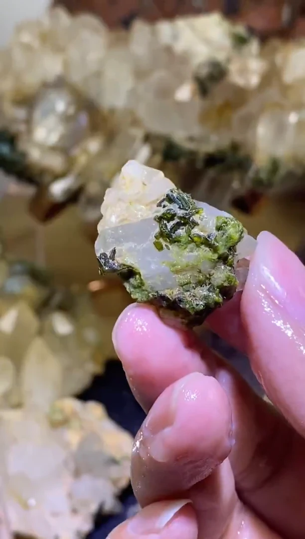 未镶嵌珠宝半成品水晶80号四川超七花园水晶原石