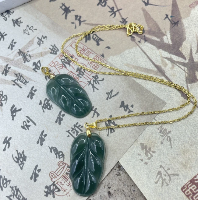 翡翠 金枝玉叶翡翠吊坠 多样性发货 拍一发一 F112
