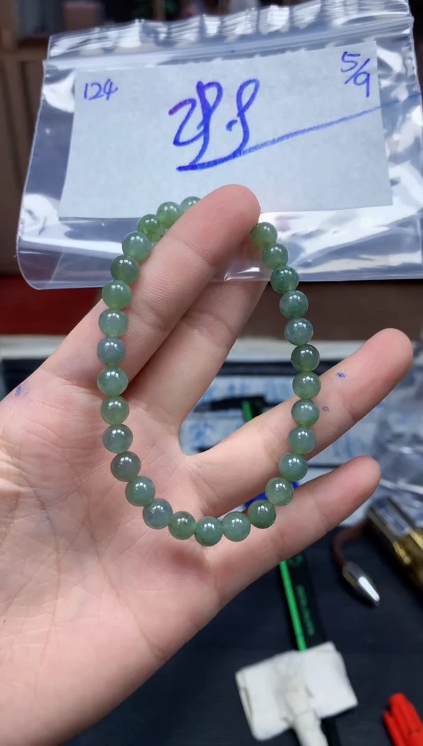 未镶嵌定制翡翠124毛货精细抛光珠串多样性拍一发一