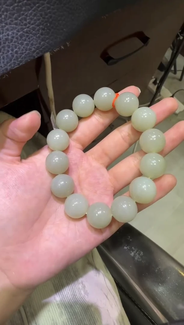 未镶嵌手串和田玉近矿高清白手串 （产地直发）